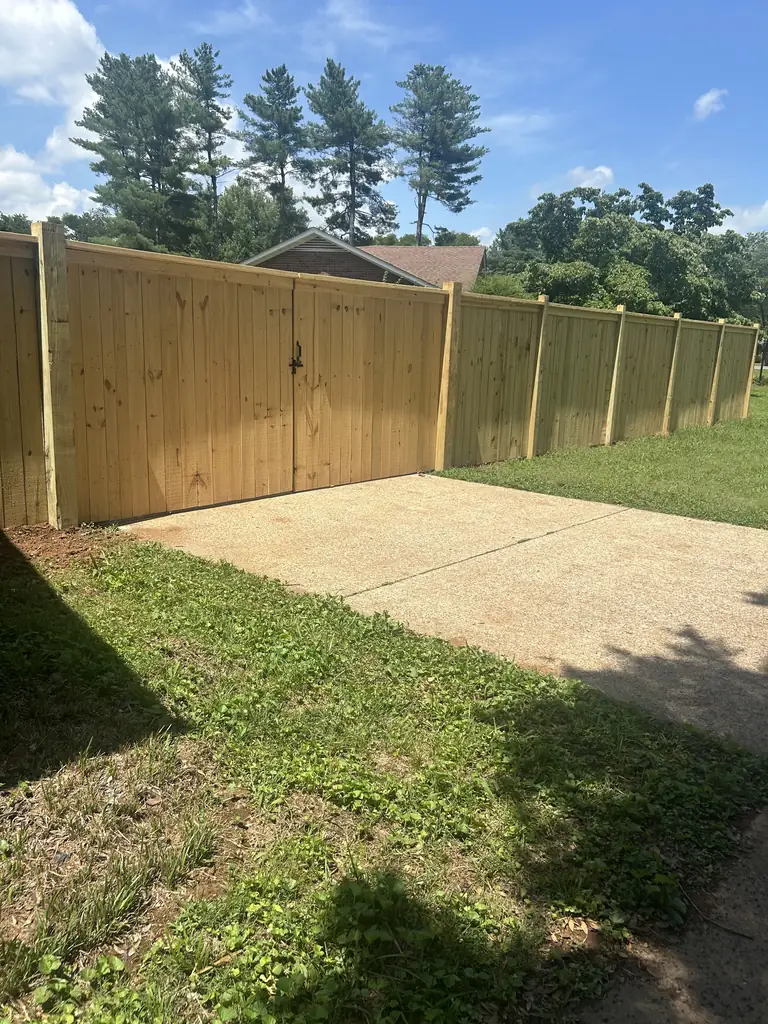 Fence Installation project by Hugo's Fence and Deck Nashville in Nashville, Tennessee